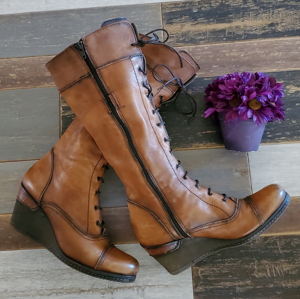 FLUCHOS  LEATHER BOOTS SZ 8.5